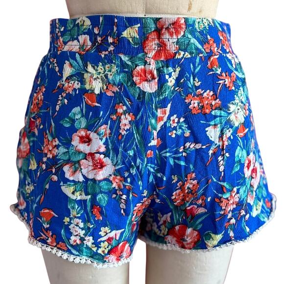 Womens Shorts Size Medium Blue Floral Vacation Travel Packable Beach Resort - Picture 4 of 8